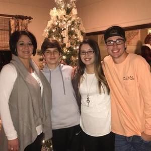 Meet your Posher, Carrie